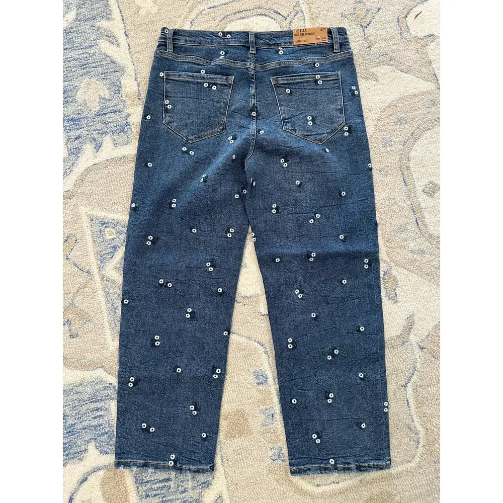 Kensie Jeans Kenzie Jeans The Ella High Rise Straight With Embroidery in Blue - Picture 3 of 5